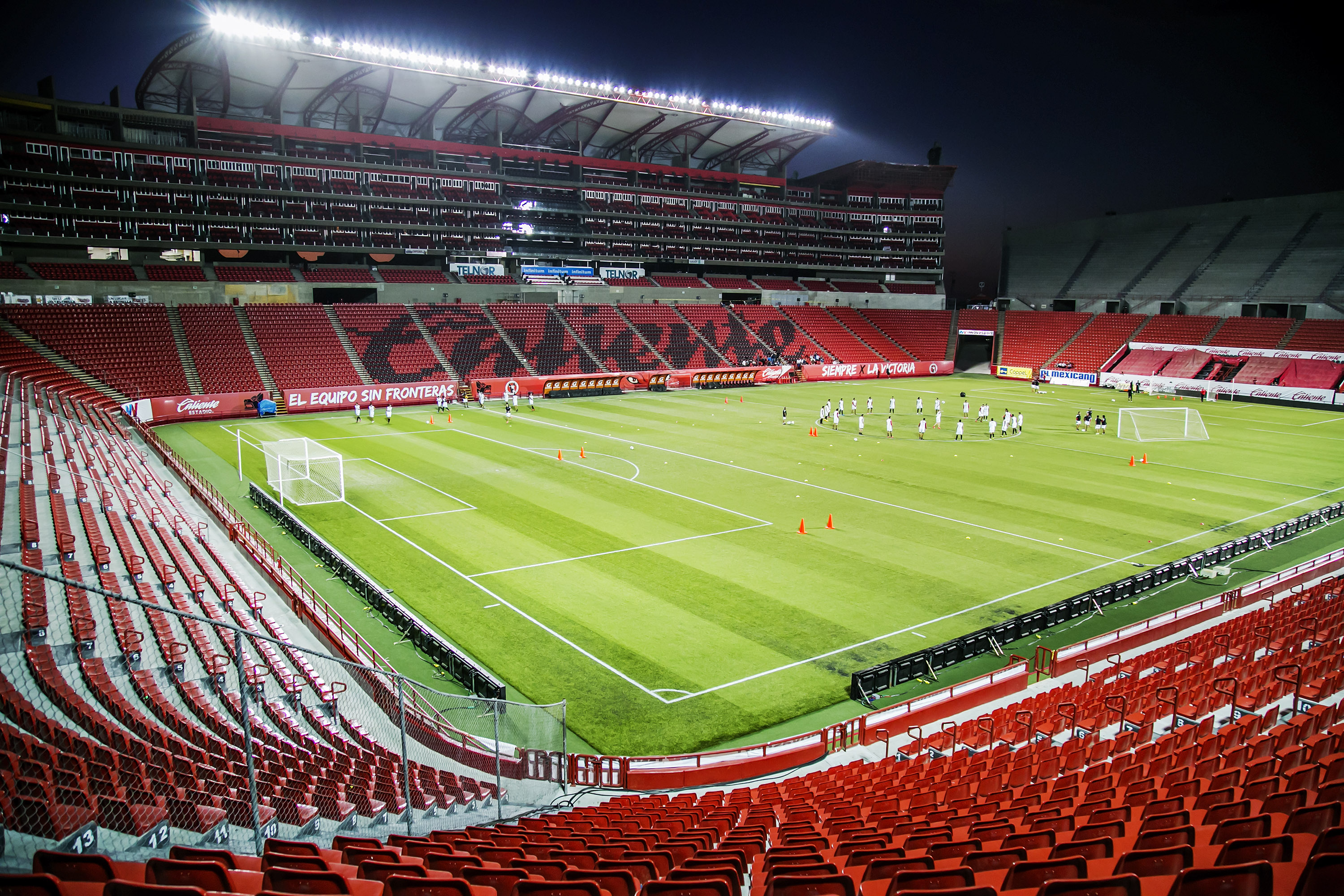 Xolos_estadio_caliente